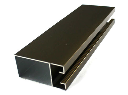 青銅はWindowsが防蝕T5 6063を組み立てるアルミニウム プロフィールのトレーラーのドアを陽極酸化した